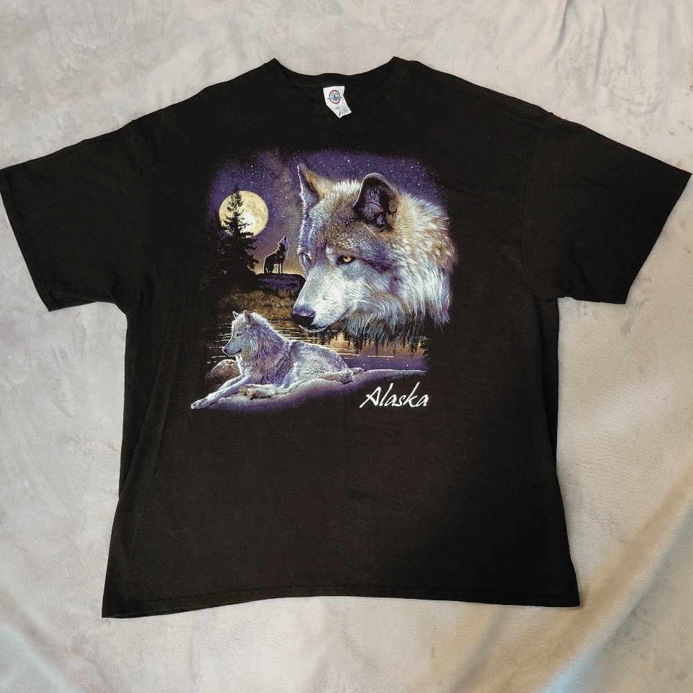 Delta Black Wolf Pack Alaska Graphic Glow in The Dark 90s Style T Shirt Size 2XL